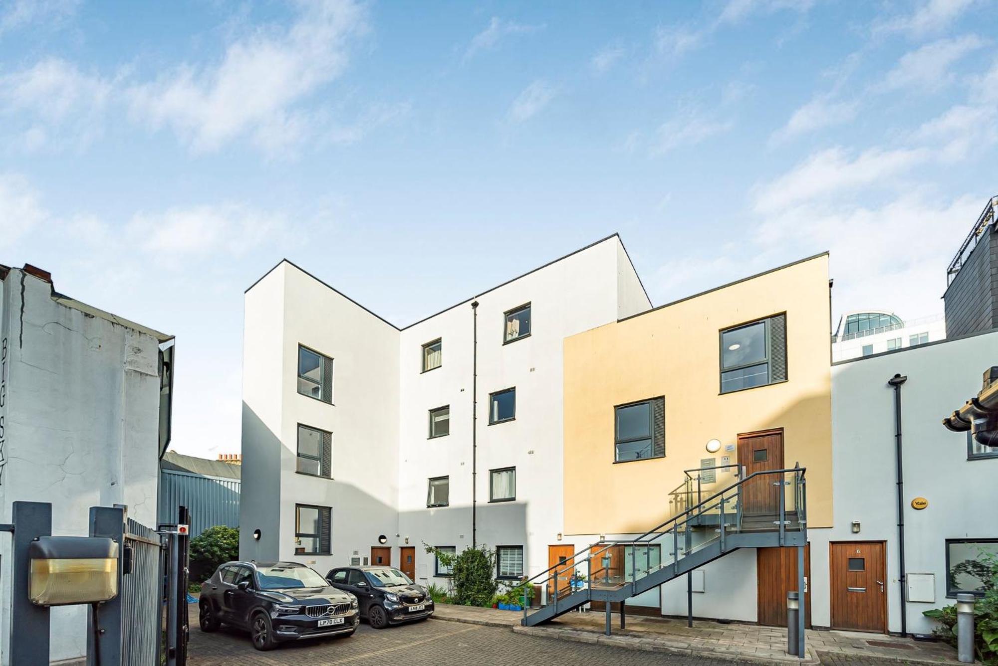King'S Cross - 2Br With Terrace - Cityapartmentstay London Kültér fotó