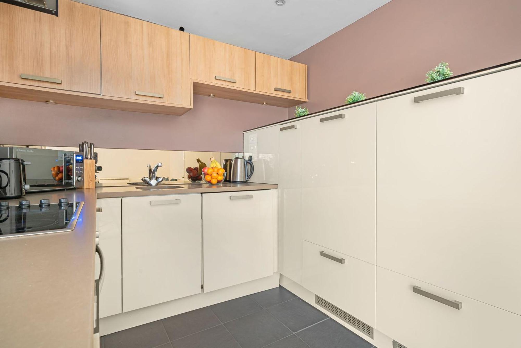 King'S Cross - 2Br With Terrace - Cityapartmentstay London Kültér fotó