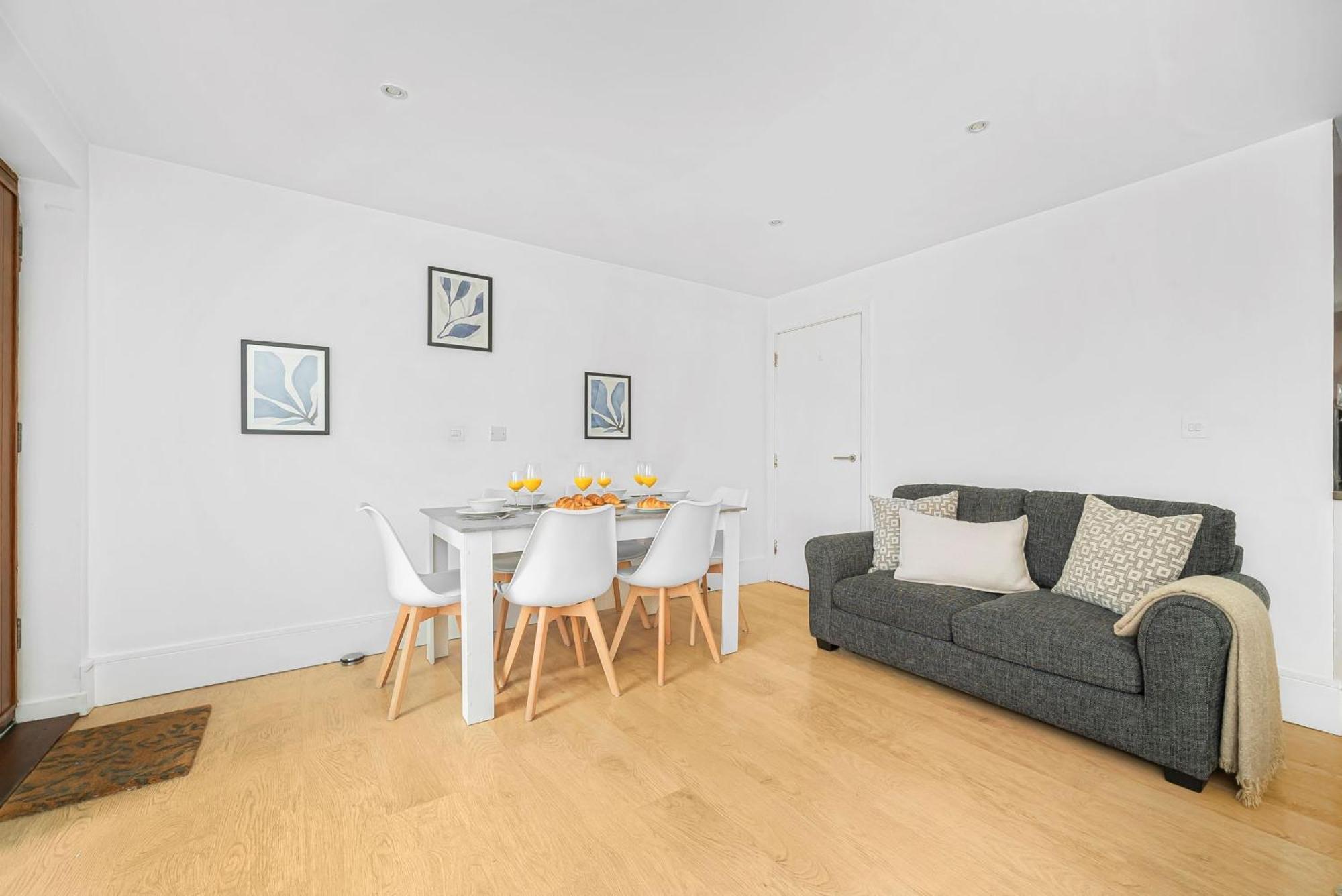 King'S Cross - 2Br With Terrace - Cityapartmentstay London Kültér fotó