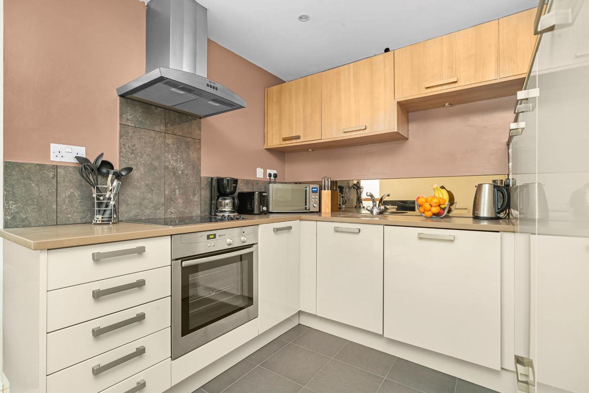King'S Cross - 2Br With Terrace - Cityapartmentstay London Kültér fotó