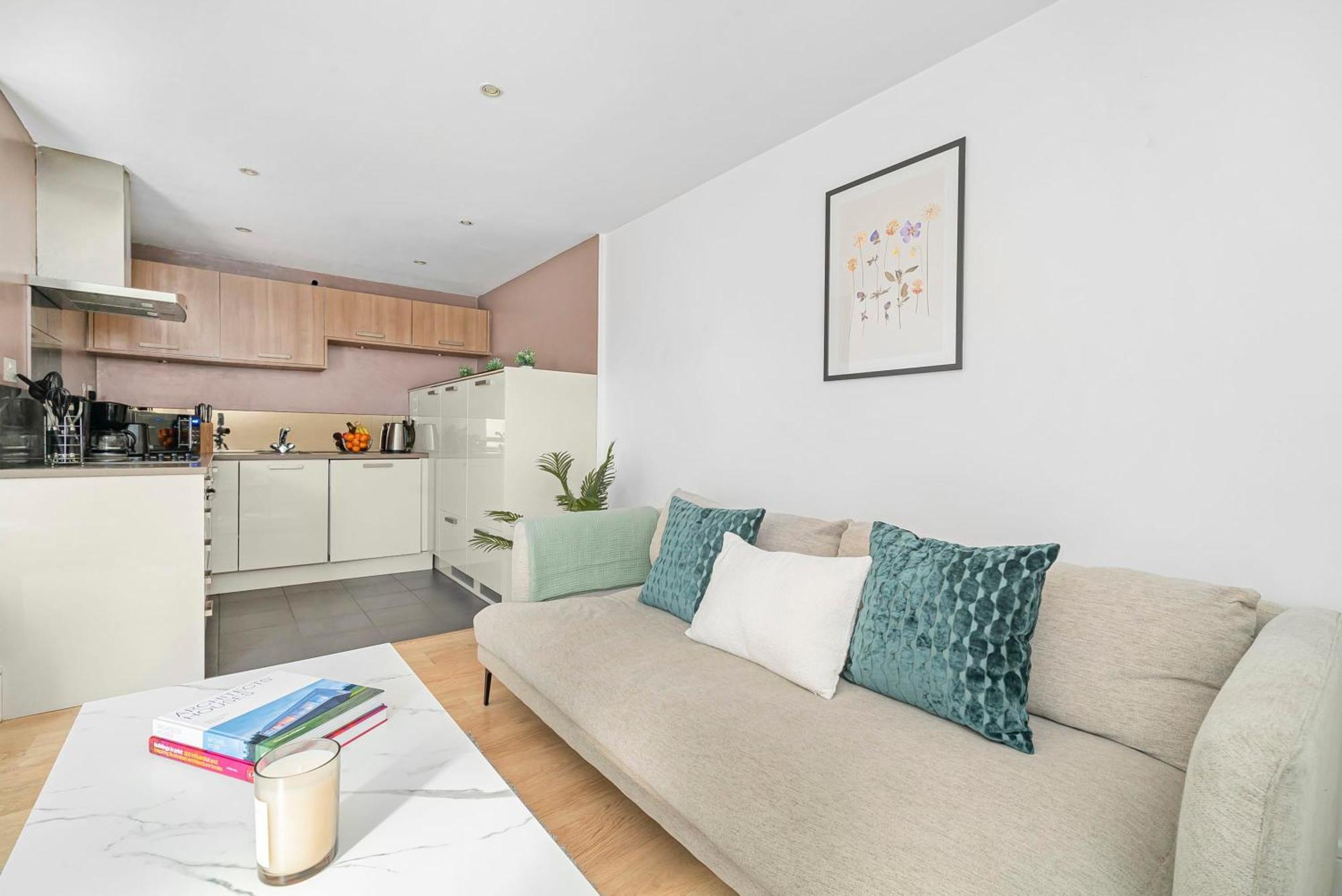 King'S Cross - 2Br With Terrace - Cityapartmentstay London Kültér fotó